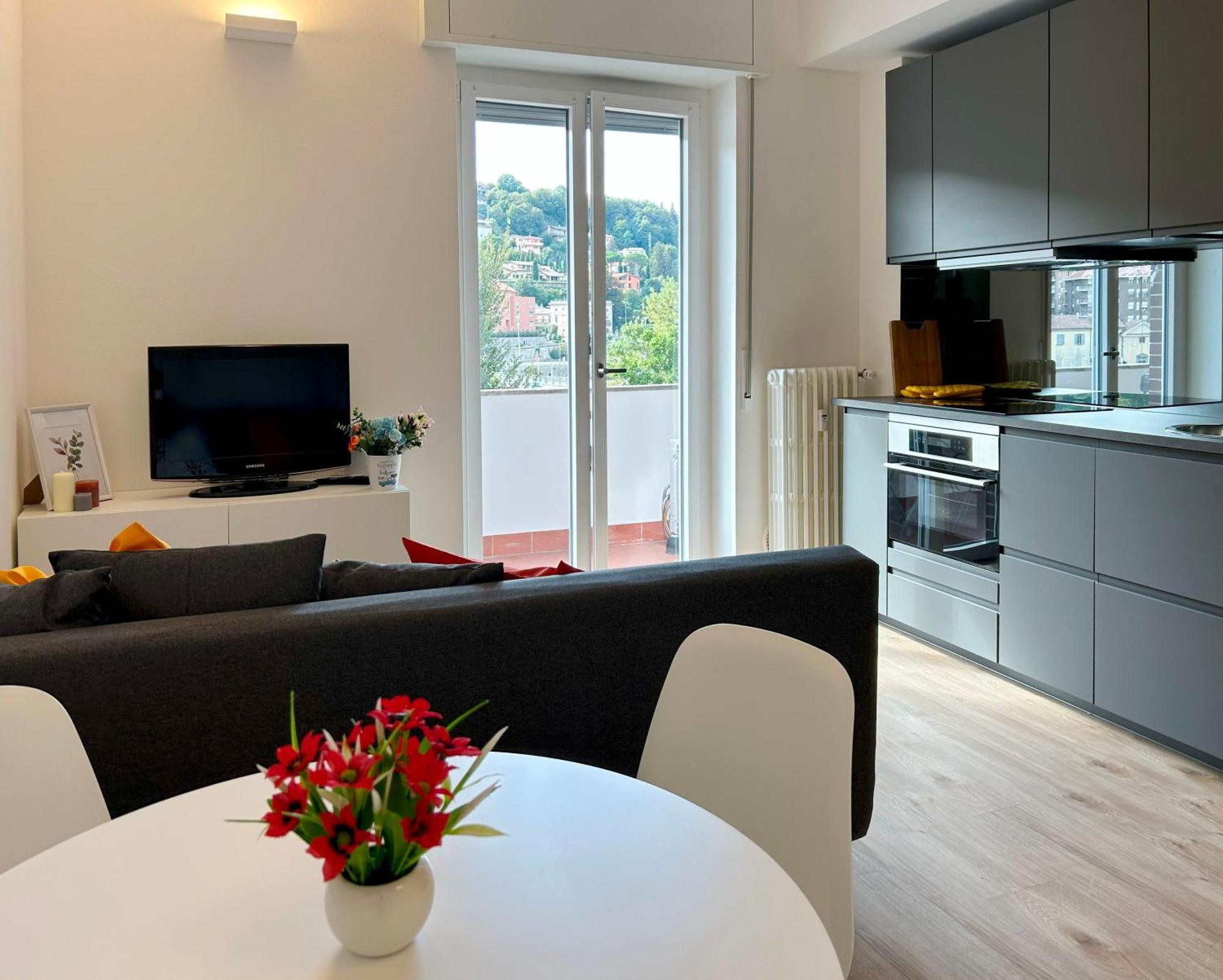 Lecco Lakefront Retreat 外观 照片