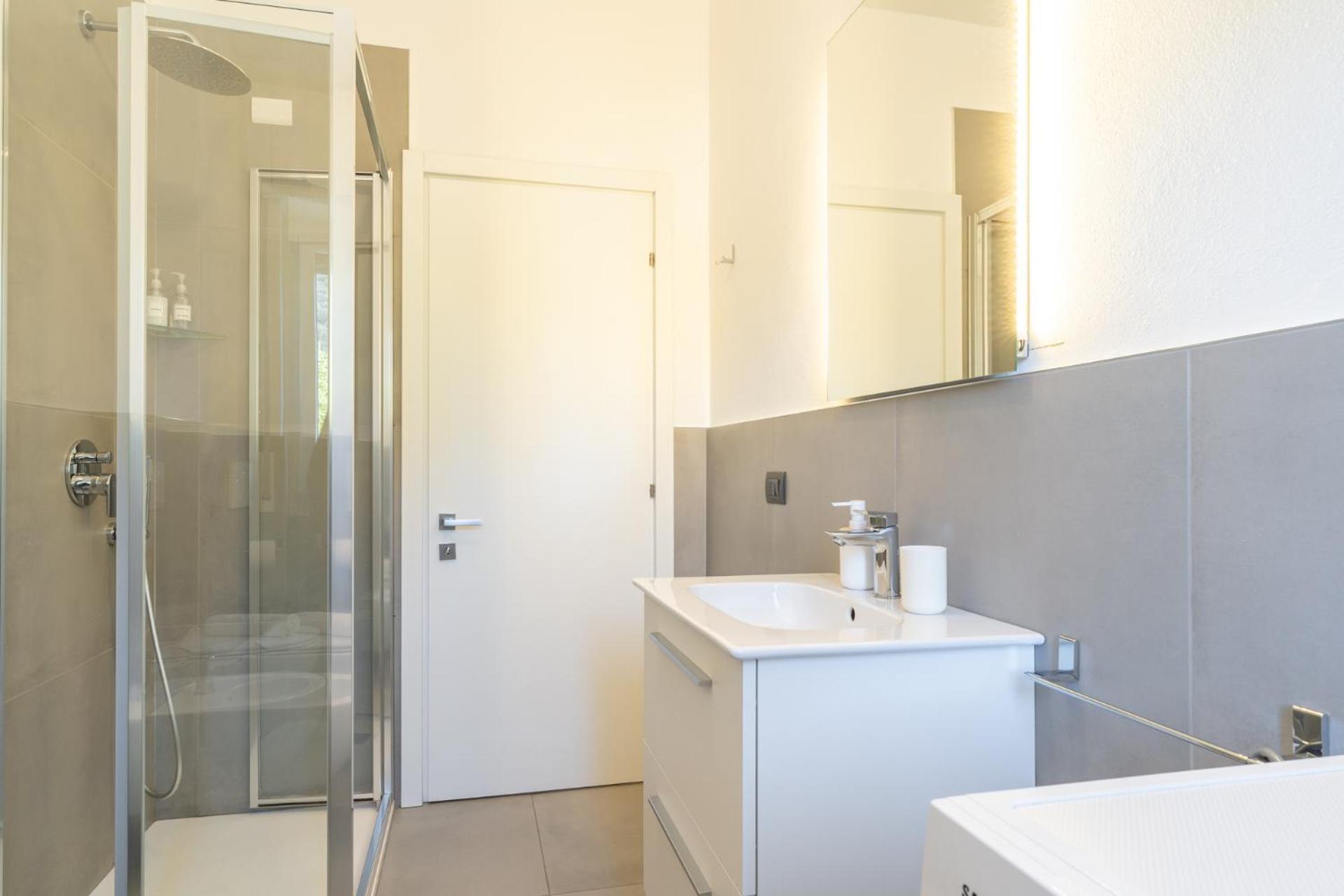 Lecco Lakefront Retreat 外观 照片